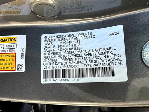 Certified 2025 Acura Integra image 36