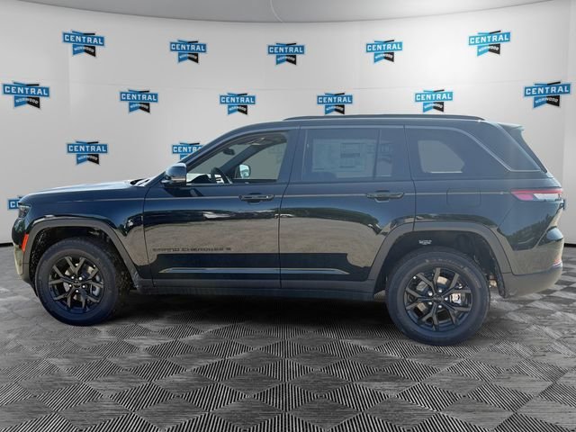 New 2026 Jeep Grand Cherokee Altitude AWD/4WD image 2