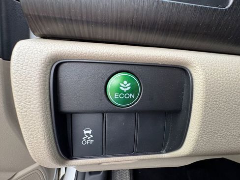 Used 2013 Honda Accord EX image 23