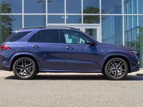 Used 2025 Mercedes-Benz GLE 53 AMG 4MATIC image 4