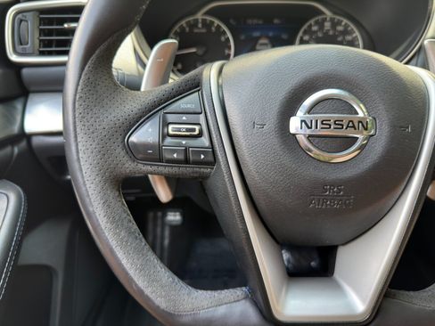 Used 2017 Nissan Maxima SR w/ Midnight Edition FWD image 19