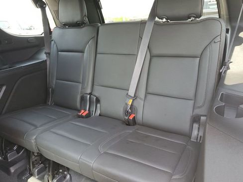 Certified 2021 Chevrolet Tahoe High Country AWD/4WD image 12