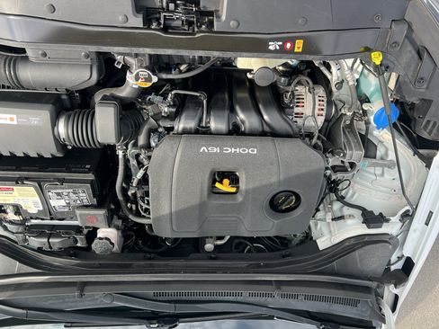 Used 2018 Hyundai Elantra SE image 27