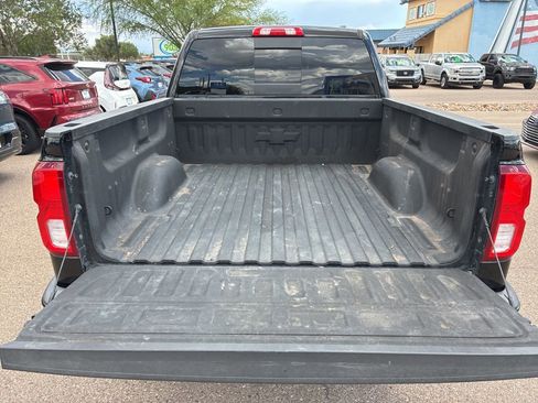 Used 2018 Chevrolet Silverado 1500 High Country image 22