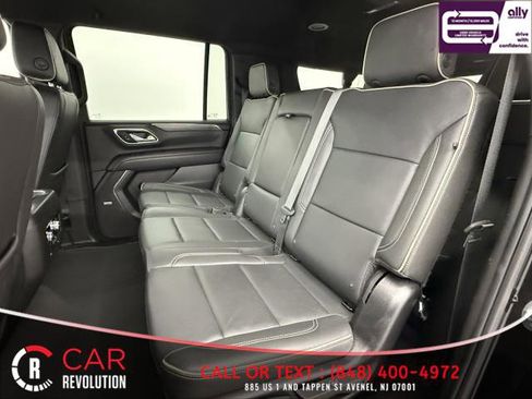 Used 2024 GMC Yukon XL SLT image 50
