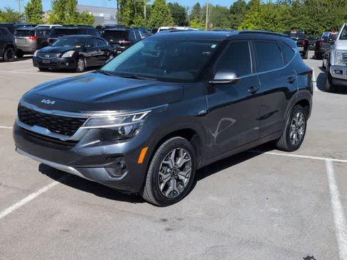 Used 2022 Kia Seltos EX AWD/4WD image 4