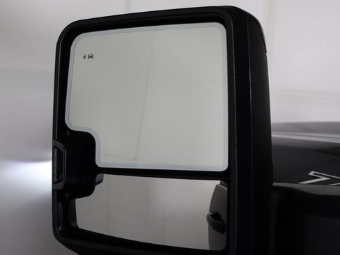 Used 2026 Chevrolet Silverado 2500 ZR2 w/ Snow Plow Prep/Camper Package AWD/4WD image 33