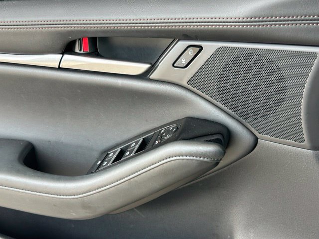 Used 2026 MAZDA MAZDA3 s Sport FWD image 9