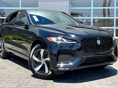 New 2026 Jaguar F-PACE R-Dynamic S image 2