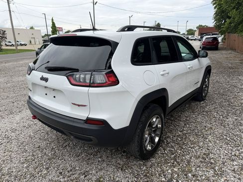 Used 2019 Jeep Cherokee Trailhawk AWD/4WD image 5
