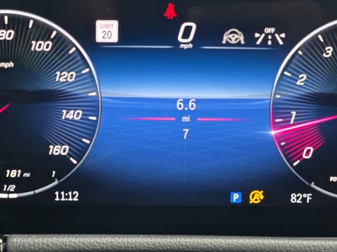 New 2026 Mercedes-Benz GLA 250 image 34