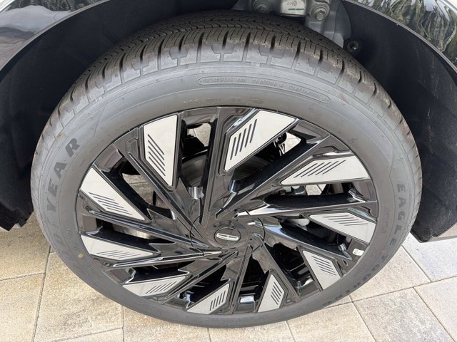 New 2026 Lincoln Nautilus Reserve w/ Jet Appearance Package AWD/4WD image 32