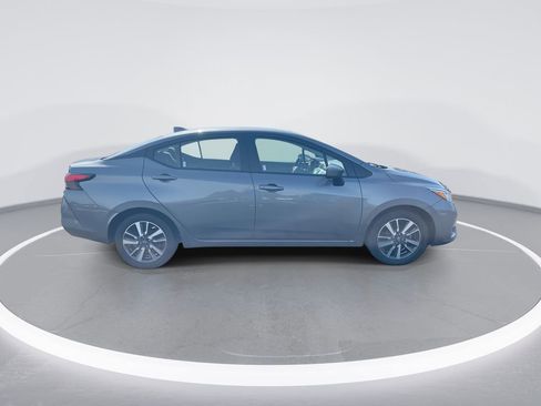 Used 2024 Nissan Versa SV FWD image 9