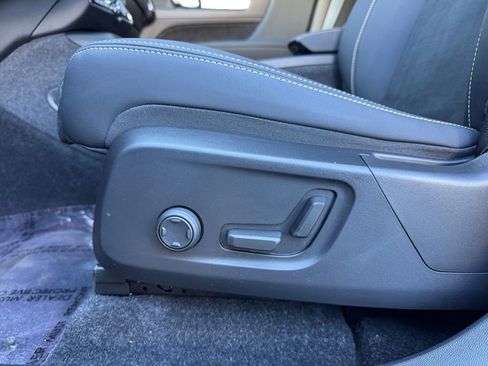 Certified 2023 Volvo XC40 Recharge Plus image 27