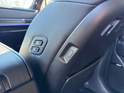 Used 2025 Hyundai Santa Fe Calligraphy image 14