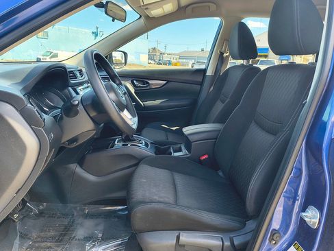 Used 2017 Nissan Rogue S AWD/4WD image 10