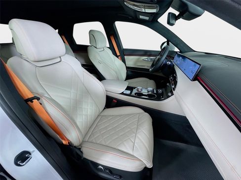 New 2026 Genesis GV70 3.5T Sport Prestige AWD/4WD image 30