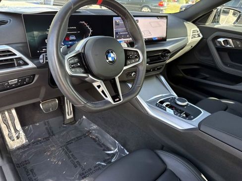 Used 2025 BMW M240i Coupe RWD image 16