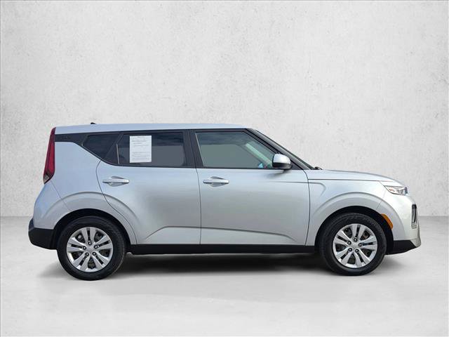 Used 2020 Kia Soul LX FWD image 6