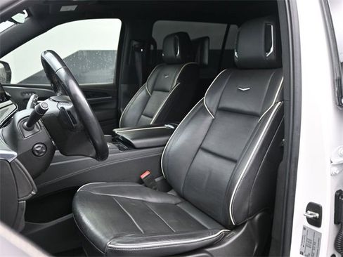 Used 2022 Cadillac Escalade ESV Sport image 9