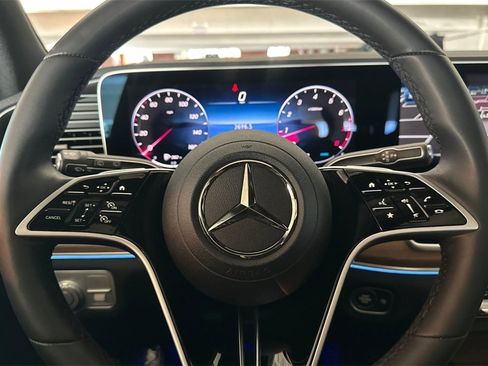 Certified 2025 Mercedes-Benz GLE 350 4MATIC image 29