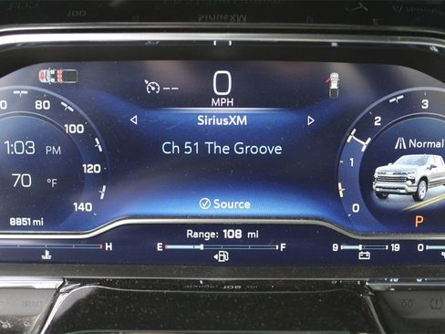 Used 2024 Chevrolet Silverado 1500 LT image 19