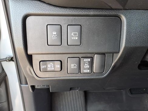 Certified 2021 Toyota Tacoma TRD Sport w/ TRD Premium Sport Package AWD/4WD image 20