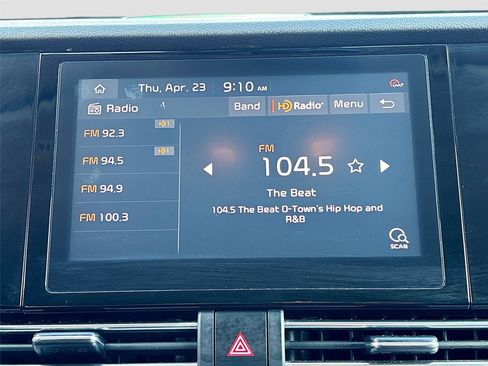 Used 2022 Kia Niro EX w/ Cold Weather Package FWD image 14