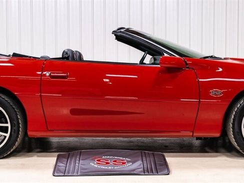 Used 2002 Chevrolet Camaro Z28 w/ SS Performance/Appearance Pkg image 2