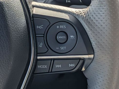Used 2022 Toyota Avalon Limited w/ Advanced Safety Package FWD image 13