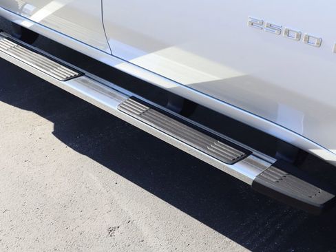 Used 2023 Chevrolet Silverado 2500 LTZ w/ LTZ Premium Package image 10