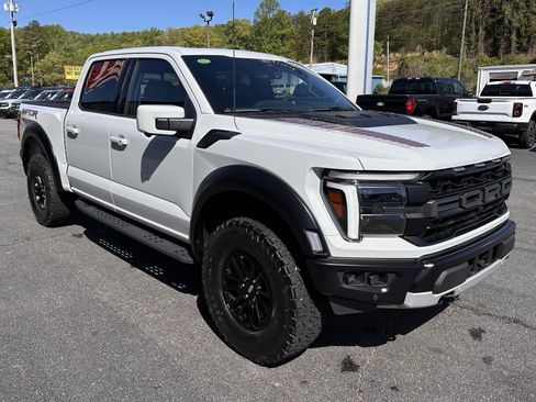 Certified 2024 Ford F150 Raptor AWD/4WD image 4
