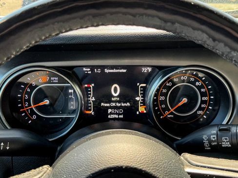 Used 2021 Jeep Wrangler Sport AWD/4WD image 23