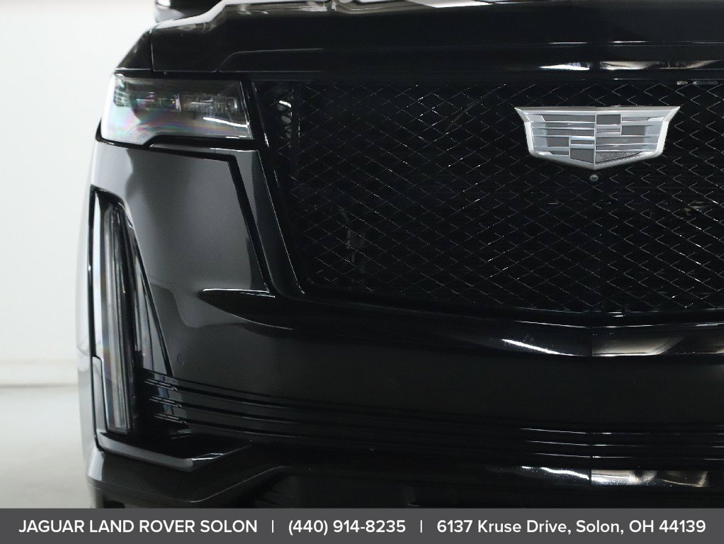 Used 2022 Cadillac Escalade Sport Platinum w/ LPO, ONYX Package AWD/4WD image 43