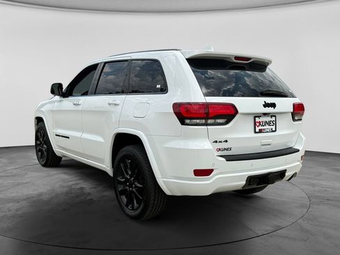 Used 2020 Jeep Grand Cherokee Altitude AWD/4WD image 7