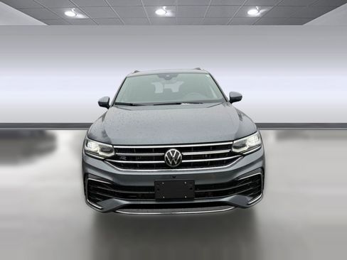 Used 2024 Volkswagen Tiguan SEL R-Line image 6