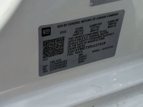 Certified 2024 Chevrolet Silverado 2500 Custom w/ Custom Convenience Package AWD/4WD image 32