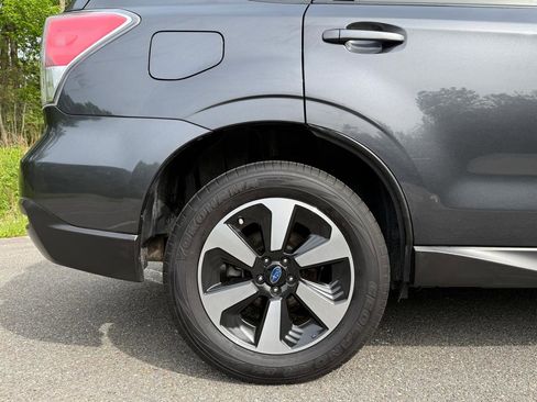 Used 2018 Subaru Forester 2.5i Premium AWD/4WD image 9