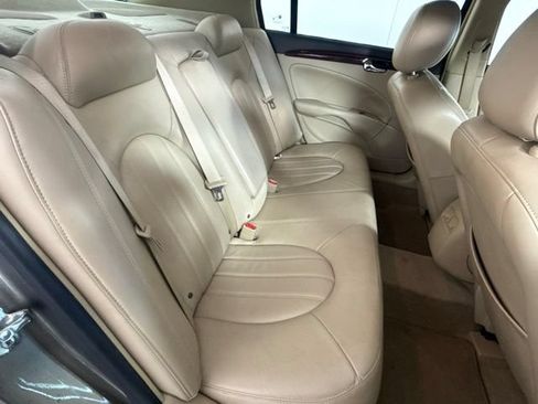 Used 2010 Buick Lucerne CXL w/ Driver Confidence Package FWD image 30