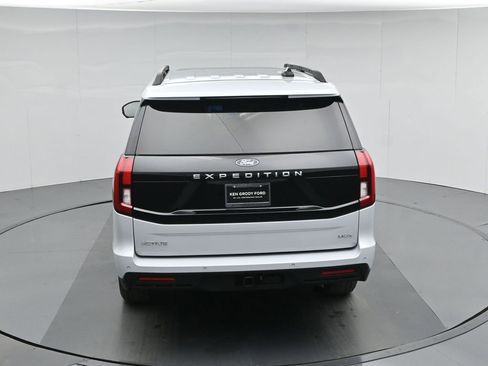 Used 2025 Ford Expedition Max Active image 46