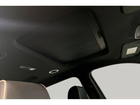 Used 2023 Chevrolet Traverse Premier w/ Redline Edition AWD/4WD image 23