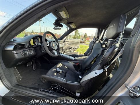 Used 2019 Porsche 911 GT3 RS image 8
