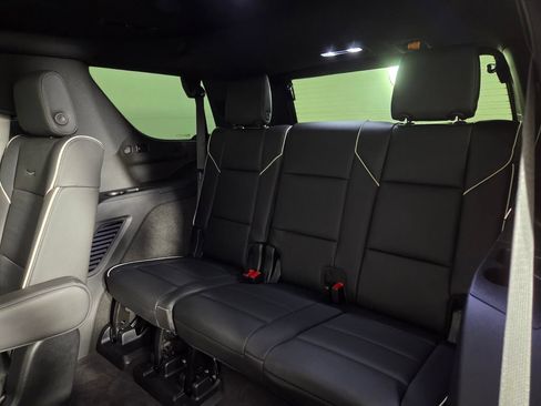 Used 2024 Cadillac Escalade Sport w/ LPO, ONYX Package AWD/4WD image 27