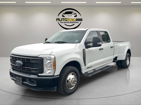 Used 2024 Ford F350 XL w/ XL Driver Assist Package RWD image 3