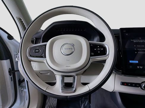 New 2026 Volvo XC90 T8 Ultra w/ Protection Package AWD/4WD image 11