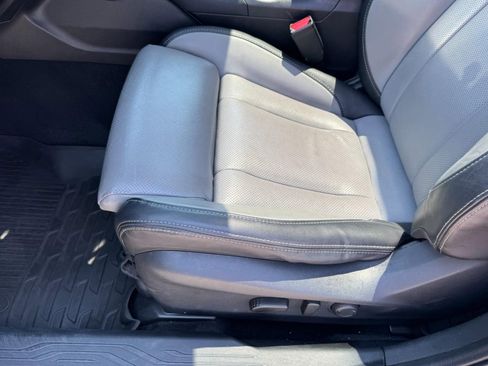 Used 2022 Subaru Outback Limited AWD/4WD image 16