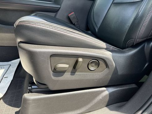 Used 2021 Chevrolet Tahoe RST AWD/4WD image 12