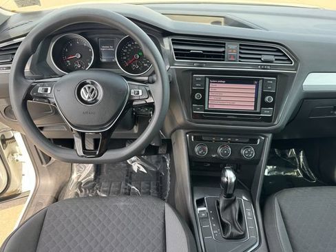 Used 2018 Volkswagen Tiguan S FWD image 17