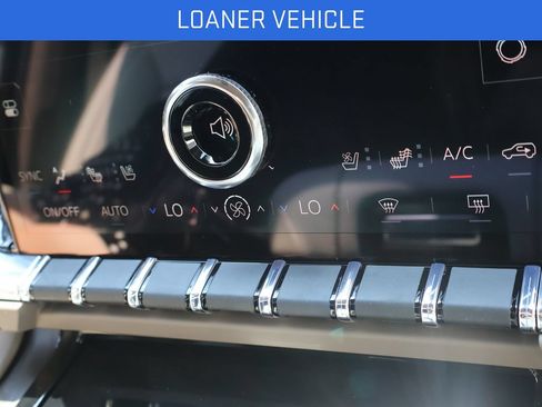 New 2026 GMC Yukon Denali AWD/4WD image 34