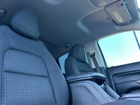 Used 2021 GMC Canyon Elevation w/ Driver Alert Package image 19